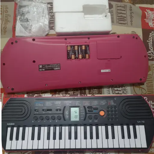 Teclado Casio SA-76 portátil - 1