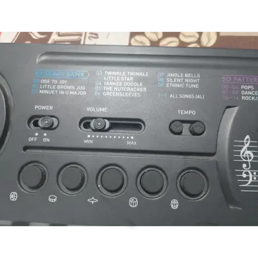 Teclado Casio SA-76 portátil - 4