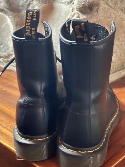 Botín negro Dr Martens - miniatura 1