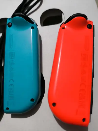 Controles Joy-Con Nintendo Switch - miniatura 3