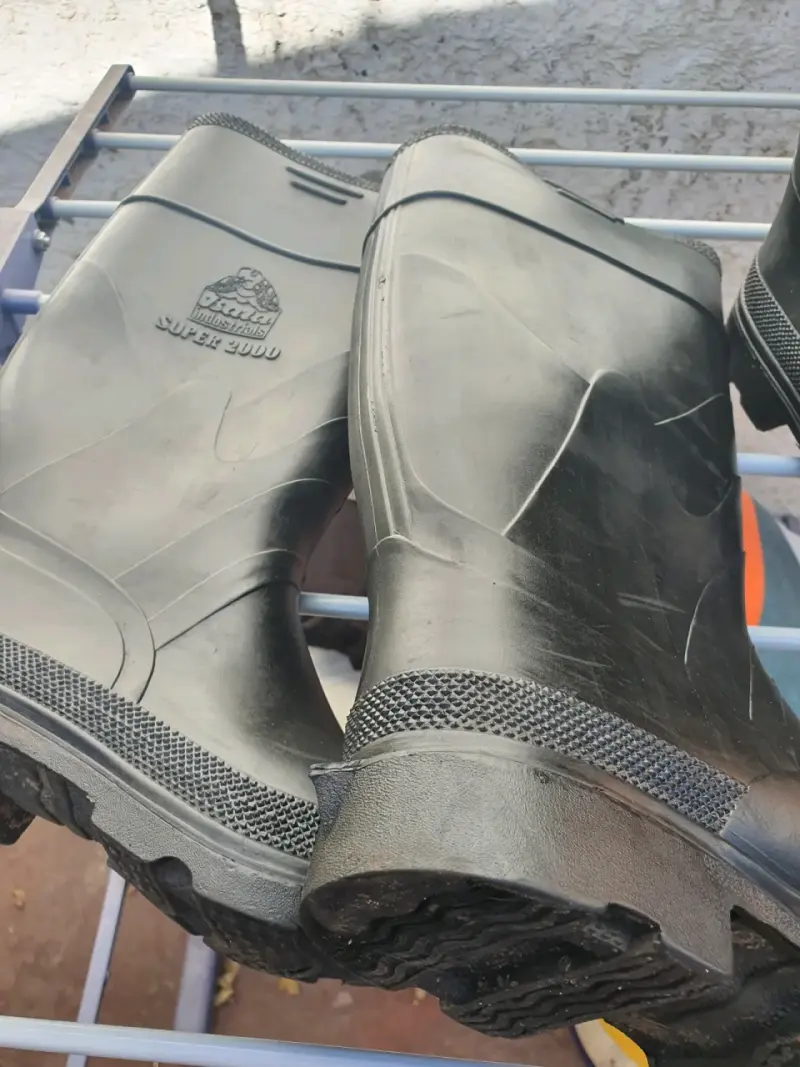 Botas de goma negras - 3