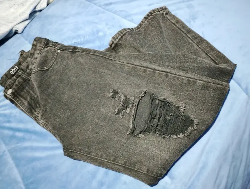 Jeans desgastados negros - 1