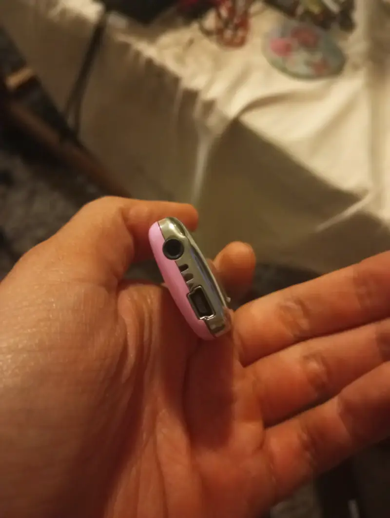 Reproductor MP3 Microlab Retro Rosado (Estilo iPod - 4