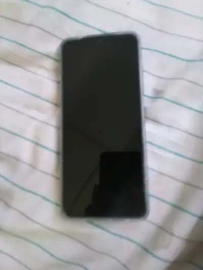Se vende teléfono sin detalles solo bloqueado pin - miniatura 1