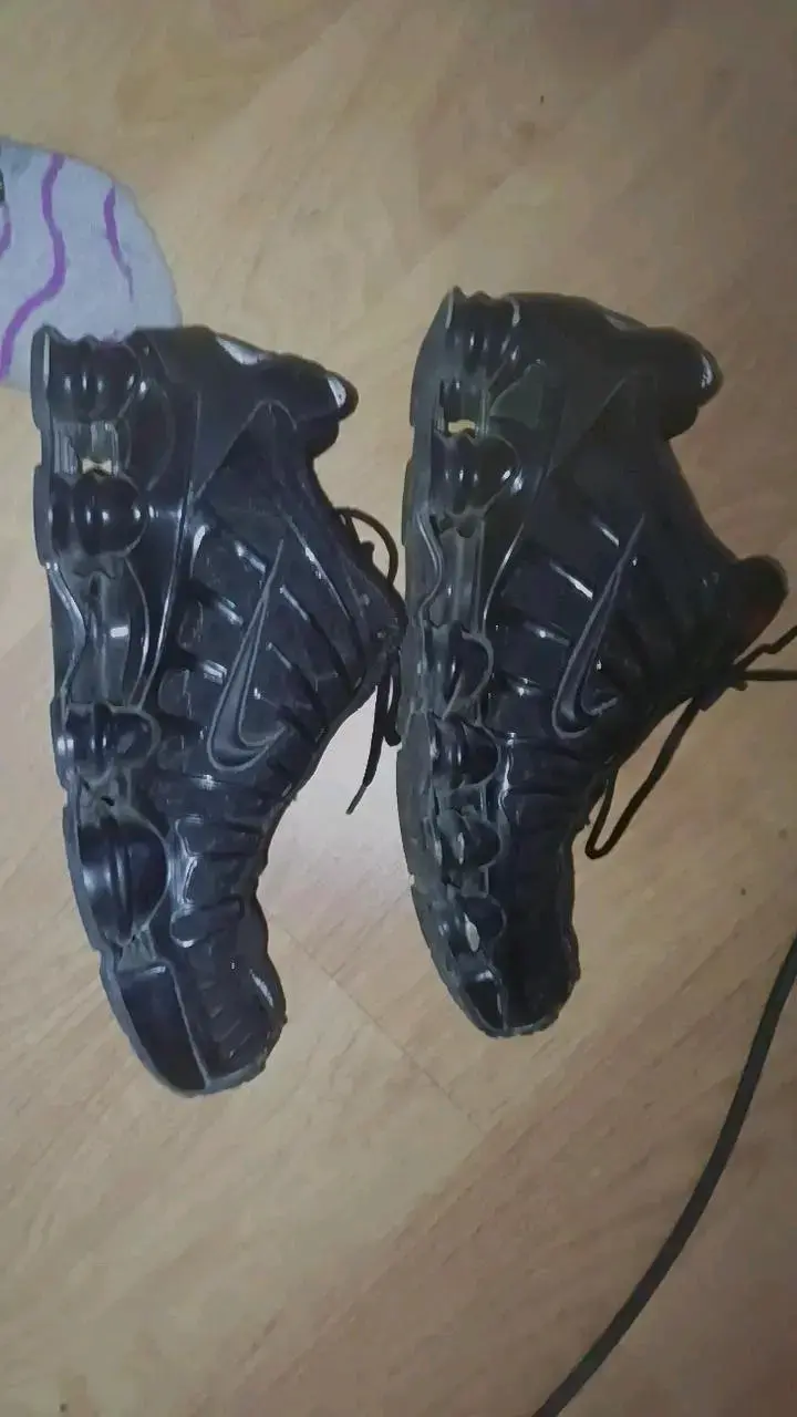 Zapatillas deportivas negras - 1