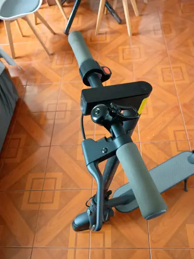 Scooter eléctrico Xiaomi - miniatura 3
