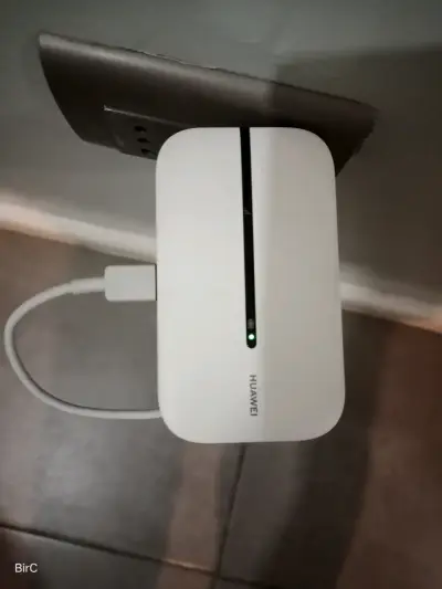 Extensor WiFi Huawei blanco - miniatura 1