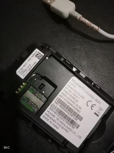 Extensor WiFi Huawei blanco - miniatura 4