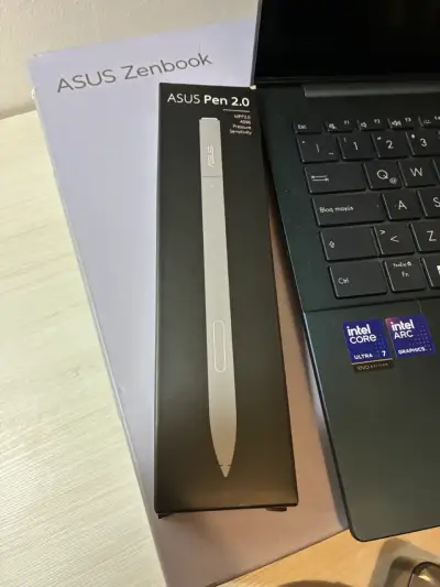 Laptop ASUS Zenbook 14 UX3405CA con lápiz, touch - miniatura 2