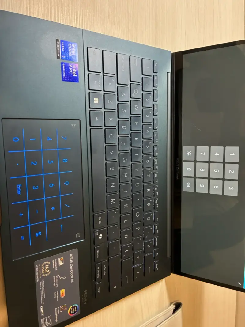 Laptop ASUS Zenbook 14 UX3405CA con lápiz, touch - 3