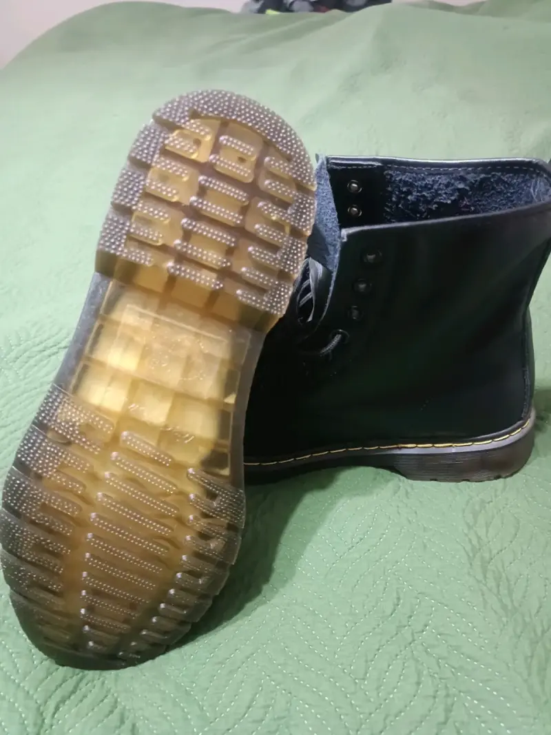 Botas negras de cuero - 2