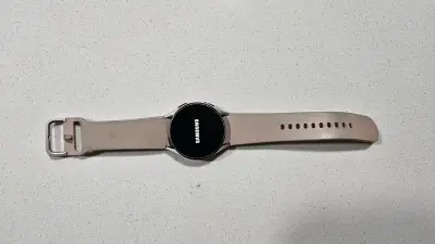 Smartwatch Samsung dorado - miniatura 1