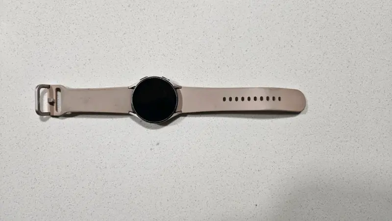 Smartwatch Samsung dorado - 3