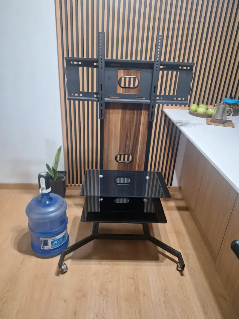 Soporte de TV con estante móvil - 1