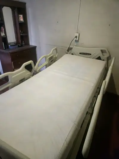 Cama clínica ajustable - miniatura 2