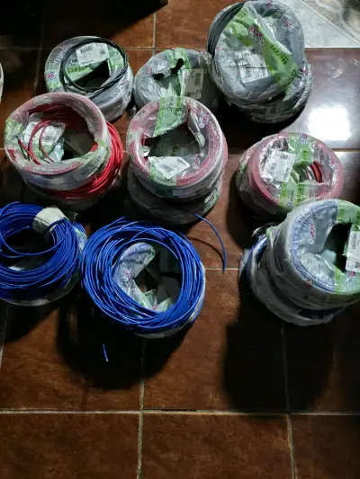 Se vende cable de 6mm2, 4mm2 y 2.5mm2 estos rollos - miniatura 3