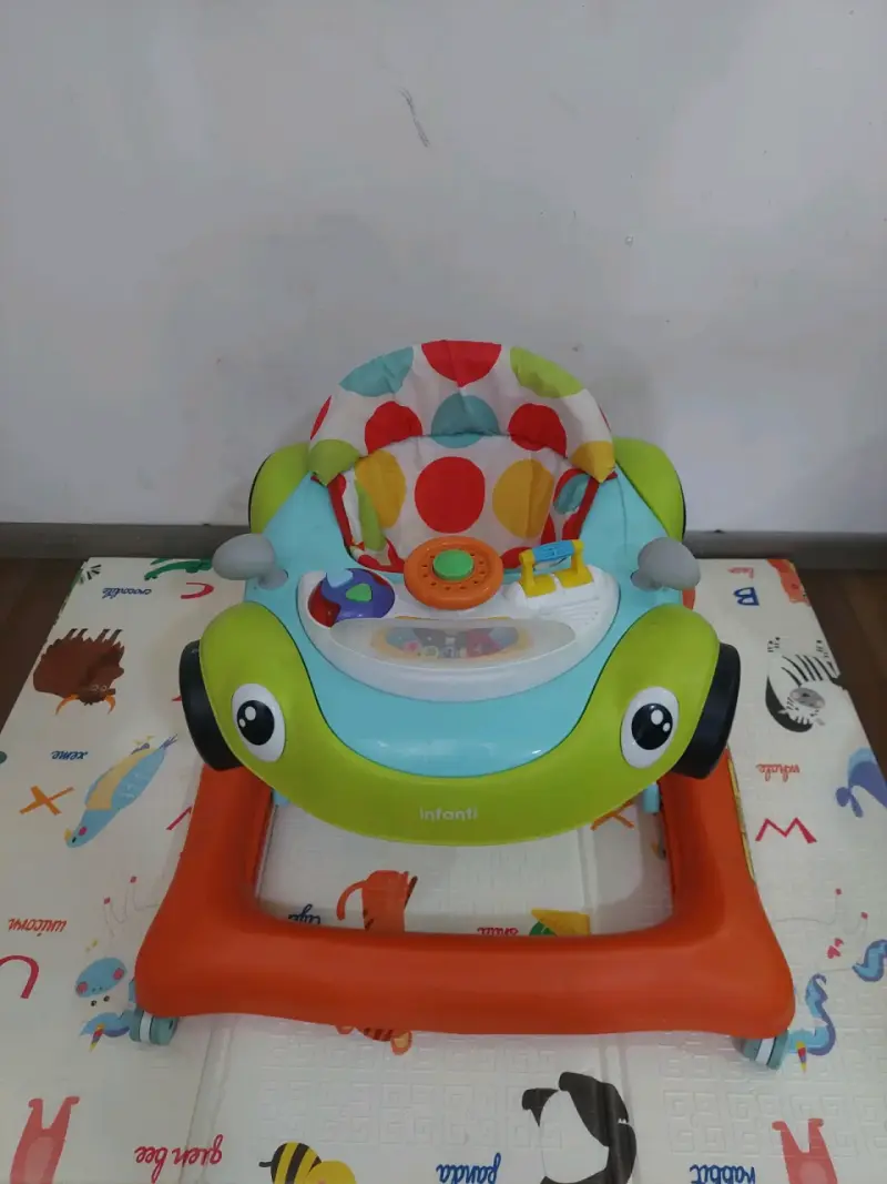 Andador de bebé Infanti colorido - 1