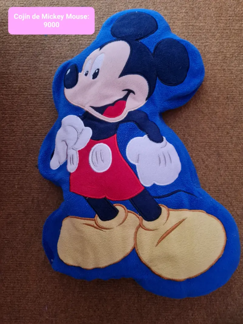 Cojín Mickey Mouse decorativo