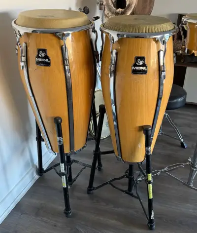 Set Congas Meinl Floatune + Atriles pro + fundas - miniatura 1