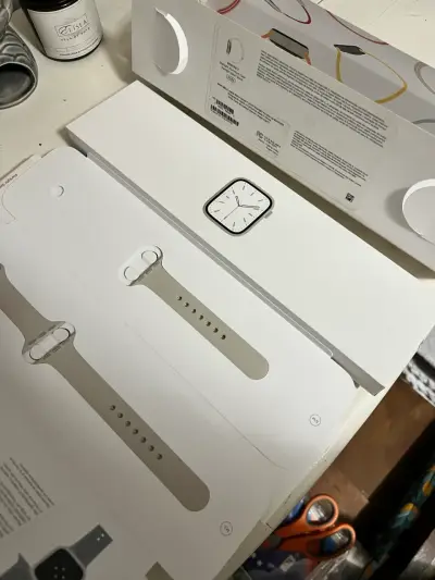 Apple watch series 7 41mm con correas - miniatura 4