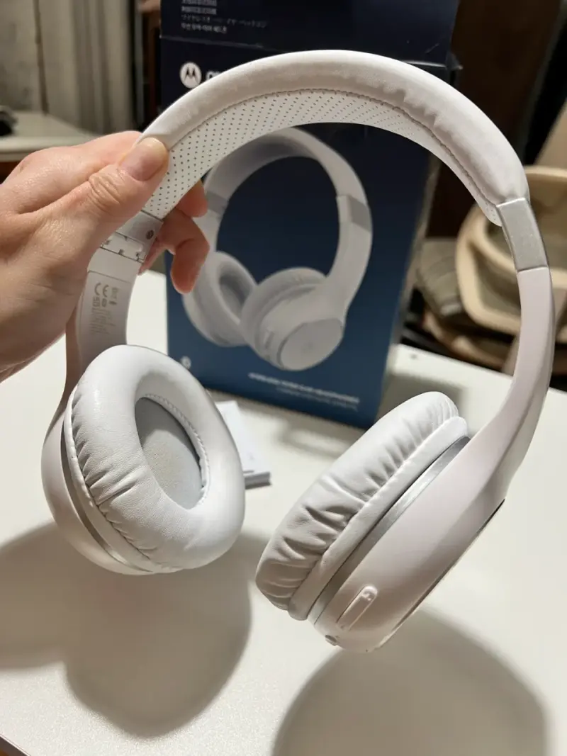 Audífonos Motorola Moto XT220 blancos - 2