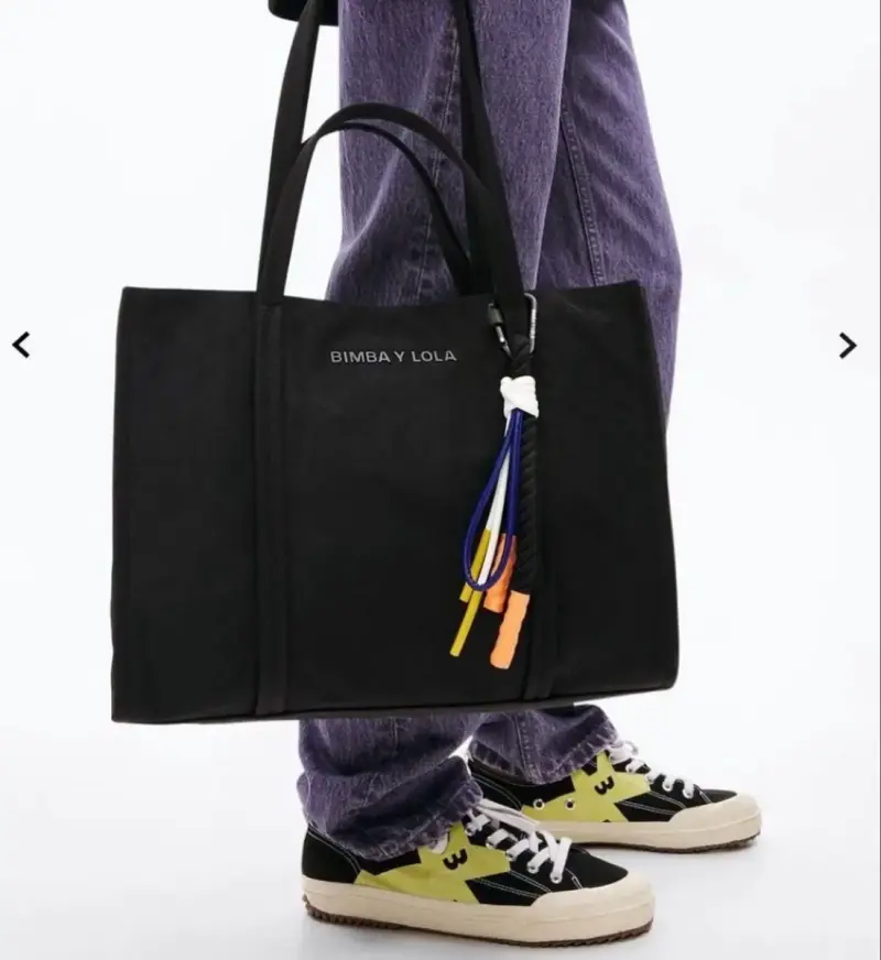 Bolso negro Bimba y Lola - 1