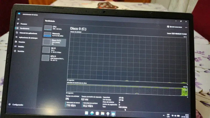 Notebook Acer con cargador - 2