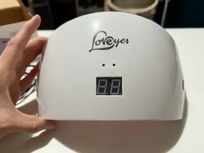 Lámpara LED/UV de uñas Loveyes - miniatura 2