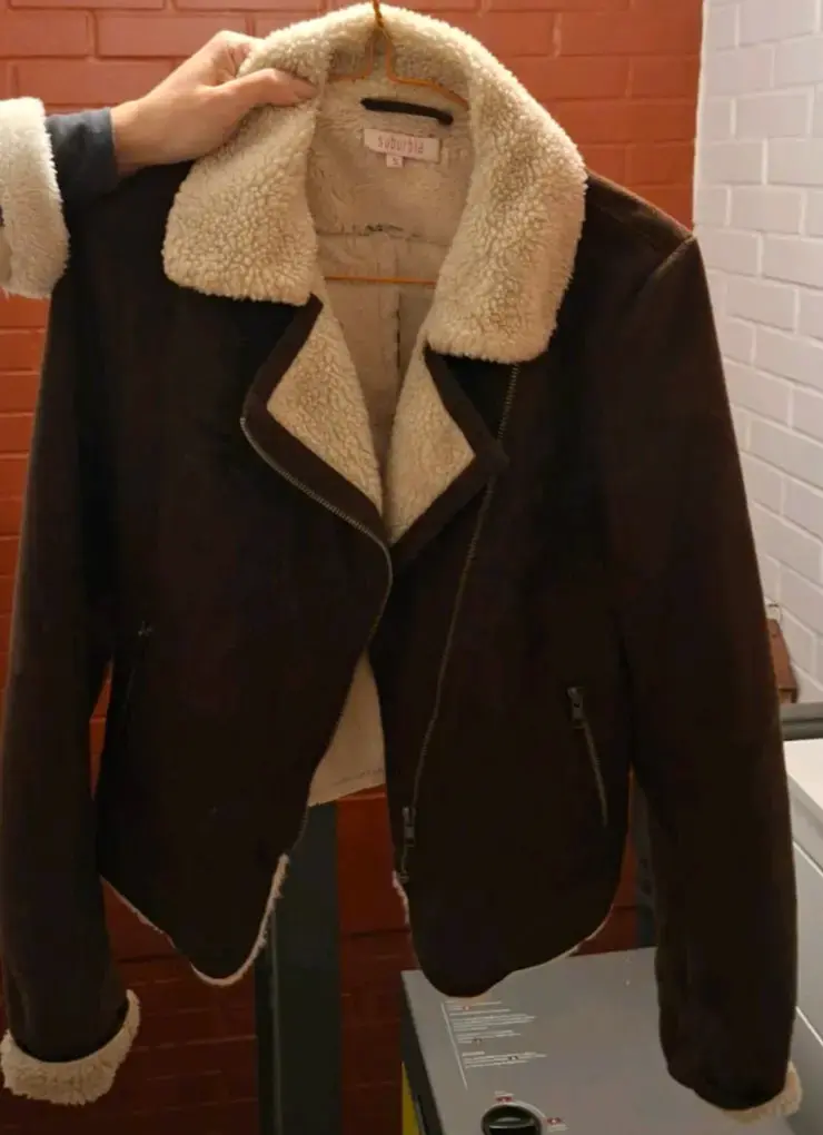 Chaqueta cafe con forro interno - 1