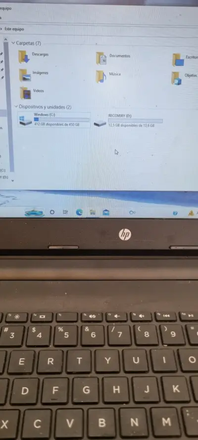Laptop HP funcional - miniatura 2