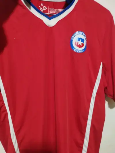 Camiseta roja selección chilena - miniatura 1