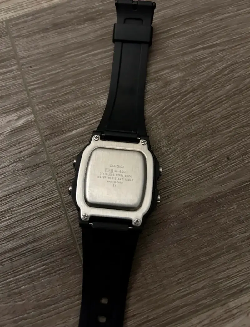 CASIO W-800H - 3