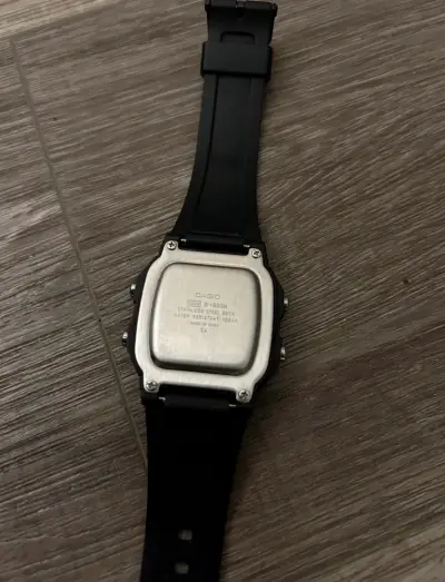 CASIO W-800H - miniatura 3