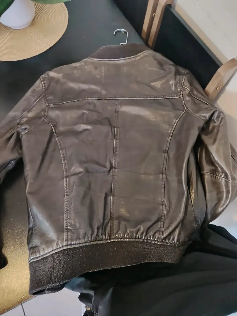 Chaqueta de cuero marrón - 1