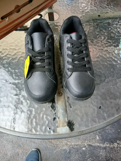 Zapatillas negras deportivas - miniatura 6