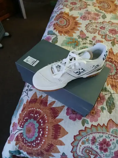 Zapatillas deportivas blancas estampadas - miniatura 1