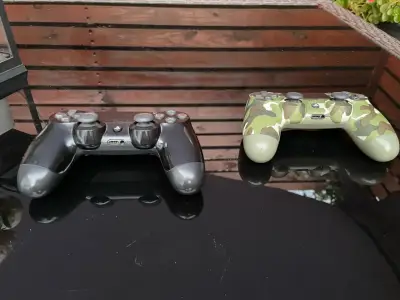Consola Sony PS4 gris - miniatura 2