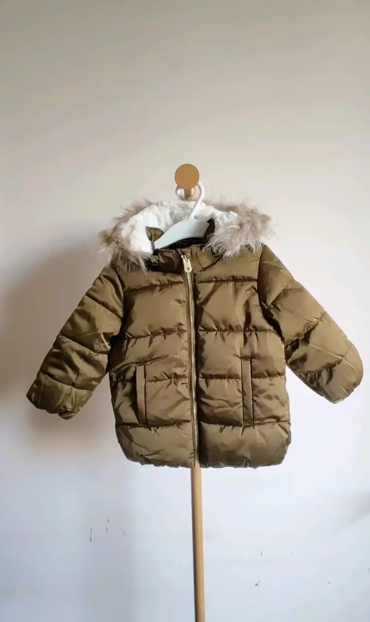 Parka de niño con capucha de peluche - 3