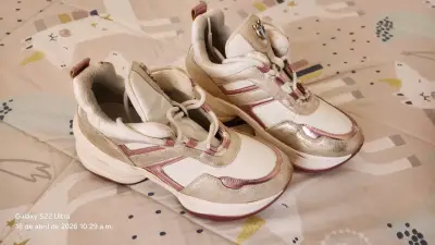 Zapatillas blancas North Star y Gotta - miniatura 2