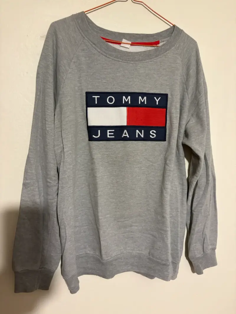 Polerón gris Tommy Jeans - 1