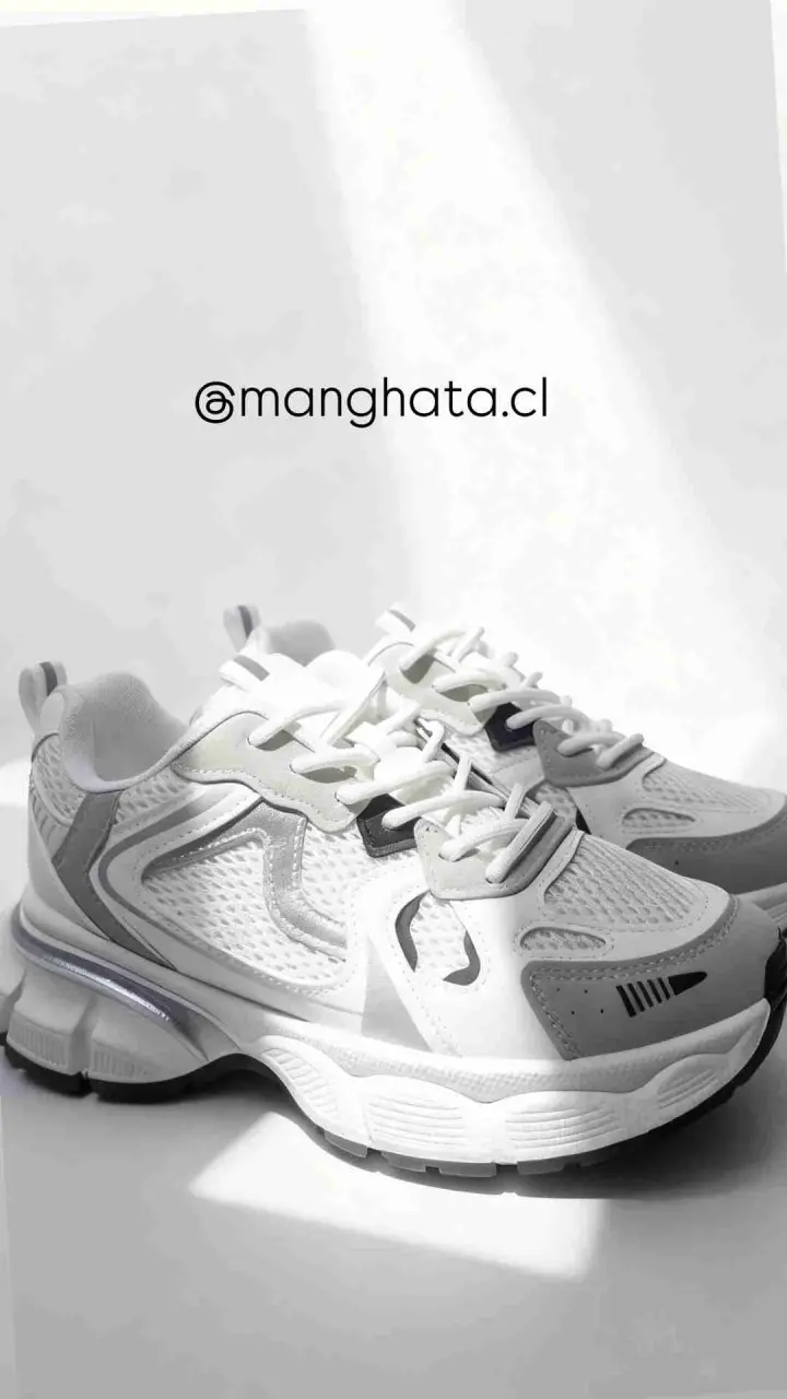 Zapatillas deportivas blancas