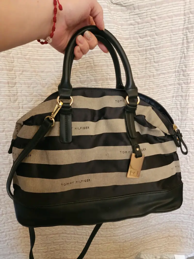 Bolso Tommy Hilfiger rayas