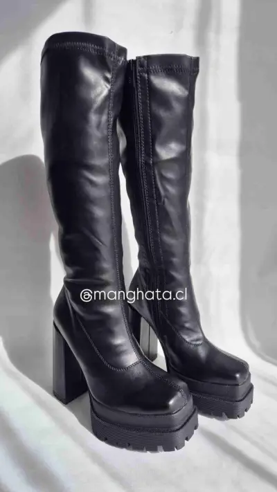Botas negras de plataforma - miniatura 1