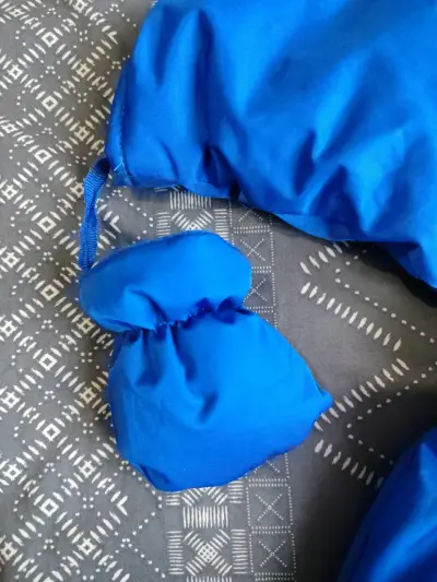 Enterito de invierno azul para bebé - miniatura 4