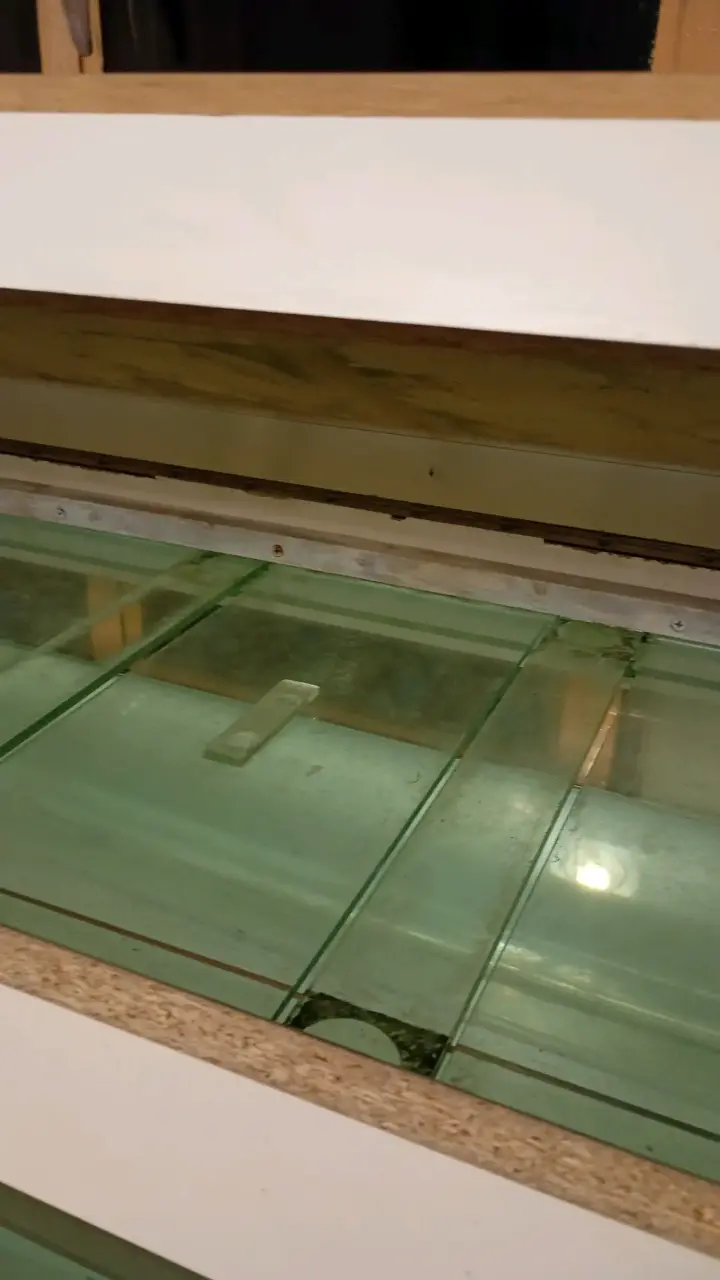 Acuario grande con mueble - 3
