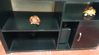 Acuario grande con mueble - miniatura 5