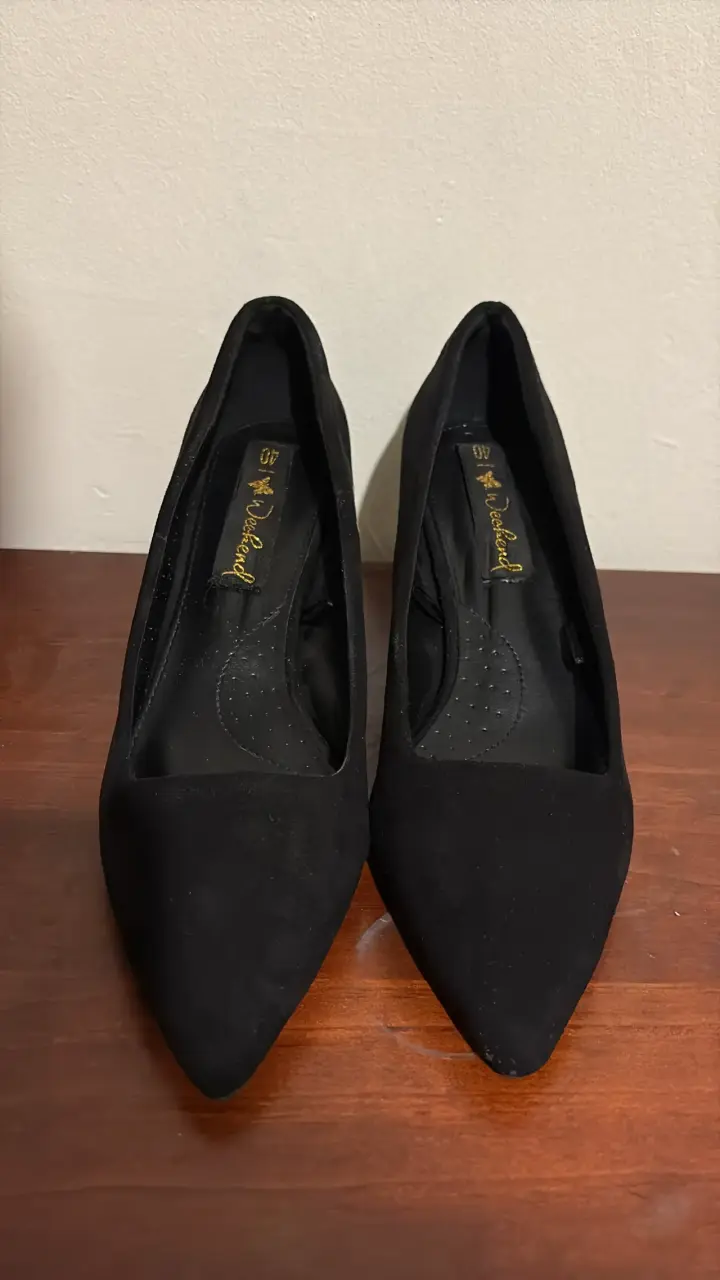 Tacones negros elegantes - 1