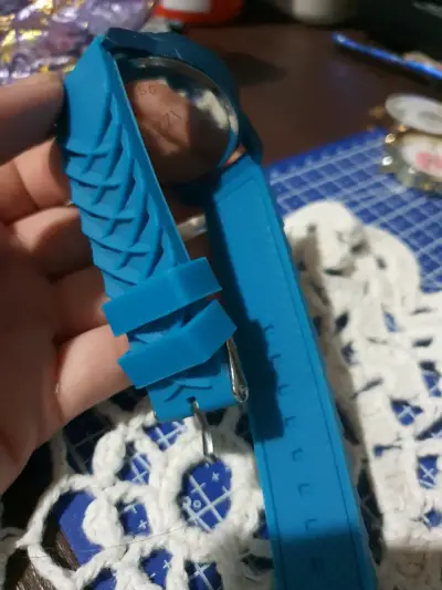 Reloj azul para mujer - miniatura 3