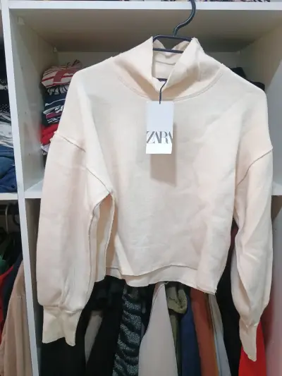 Polerón beige Zara con etiqueta - miniatura 1