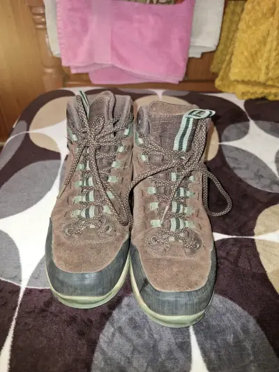Botas de trekking marrón - miniatura 2